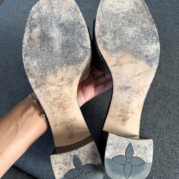 Louis Vuitton Heeled Sandals LV Frame Mule - Picture 5 of 5